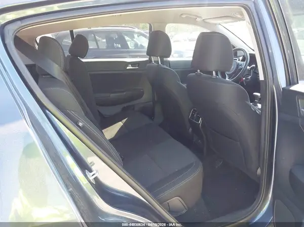 KNDPMCAC2K7613695 2019 KIA SPORTAGE - Image 8
