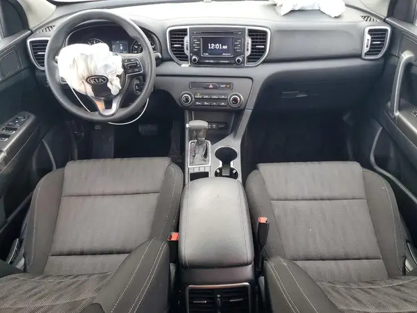 KNDPMCAC2K7620825 2019 KIA SPORTAGE - Image 8