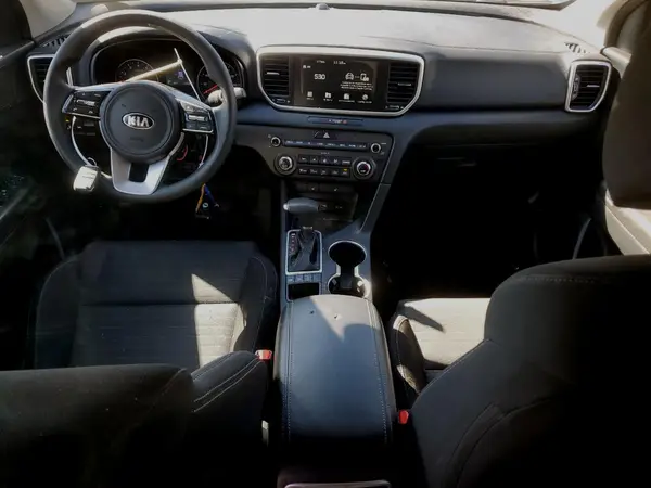 KNDPMCAC2L7671890 2020 KIA SPORTAGE - Image 8