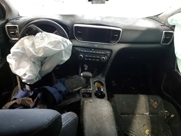 KNDPMCAC2L7678872 2020 KIA SPORTAGE - Image 8