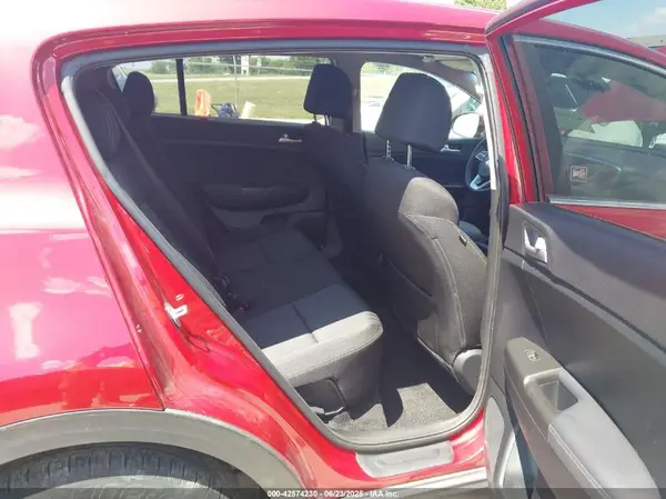 KNDPMCAC2L7683330 2020 KIA SPORTAGE - Image 8