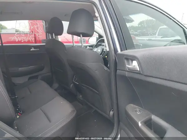 KNDPMCAC2L7699611 2020 KIA SPORTAGE - Image 8