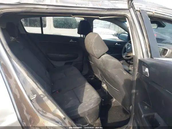 KNDPMCAC2L7733627 2020 KIA SPORTAGE - Image 8