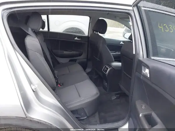 KNDPMCAC2L7735362 2020 KIA SPORTAGE - Image 8