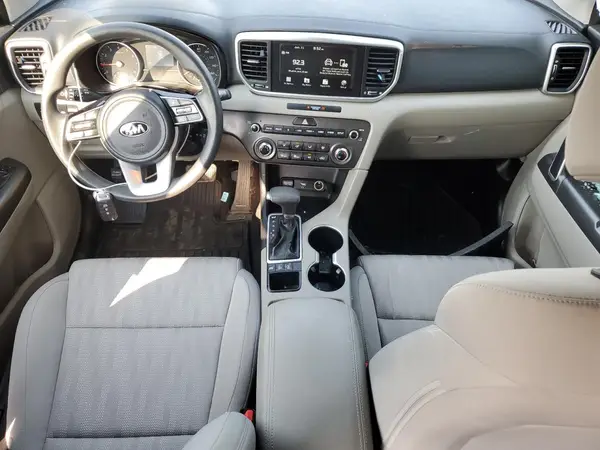 KNDPMCAC2L7737418 2020 KIA SPORTAGE - Image 8