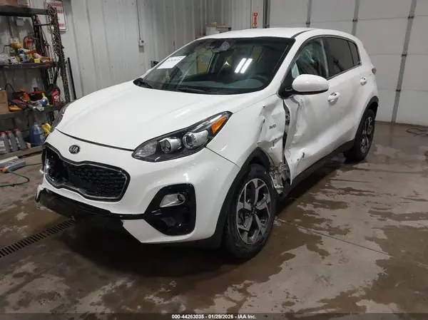 KNDPMCAC2L7777885 2020 KIA SPORTAGE - Image 2