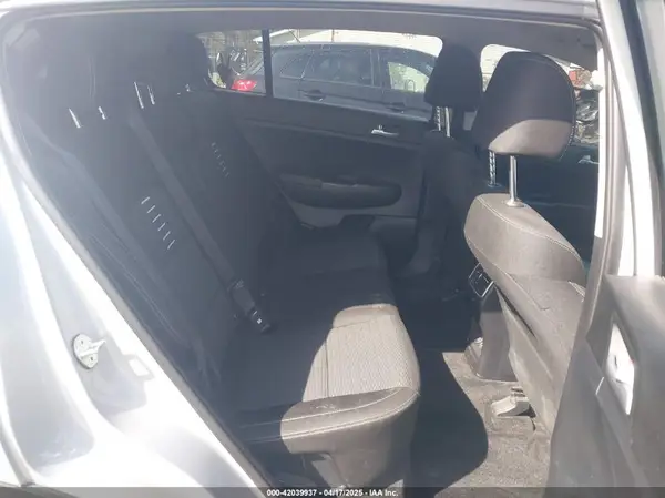 KNDPMCAC2L7801893 2020 KIA SPORTAGE - Image 8