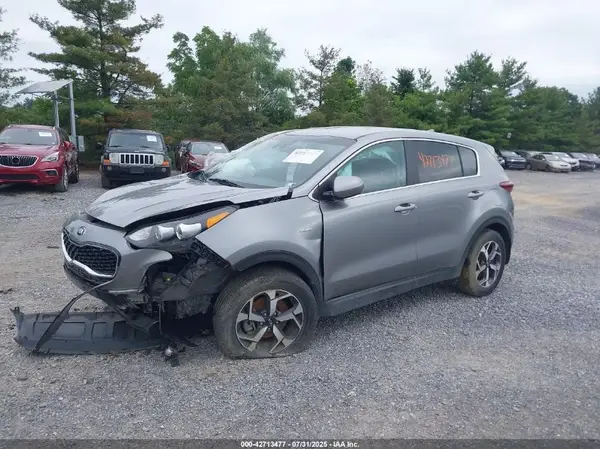 KNDPMCAC2M7851033 2021 KIA SPORTAGE - Image 2