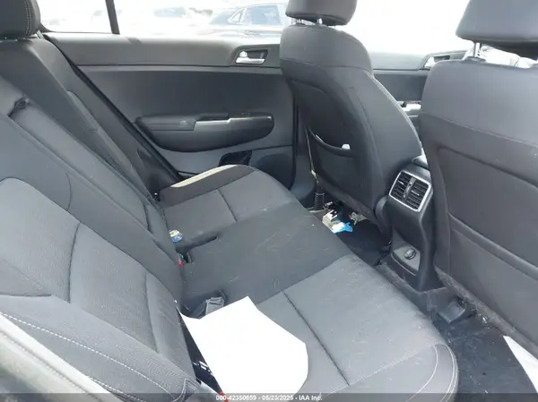 KNDPMCAC2M7852098 2021 KIA SPORTAGE - Image 8
