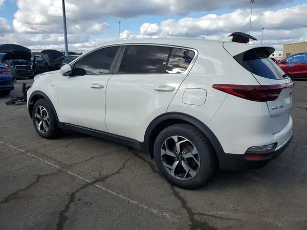 KNDPMCAC2M7864817 2021 KIA SPORTAGE - Image 2