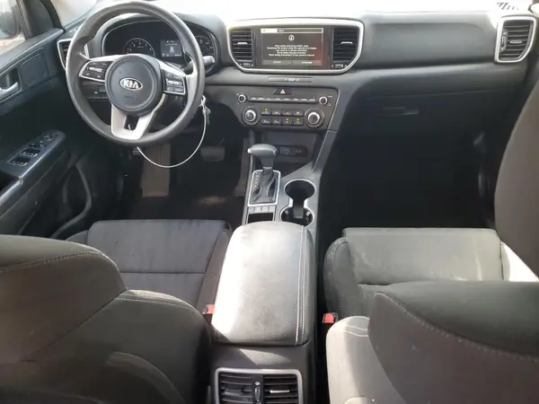 KNDPMCAC2M7864817 2021 KIA SPORTAGE - Image 8