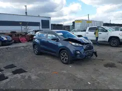 KNDPMCAC2M7889698 2021 KIA SPORTAGE