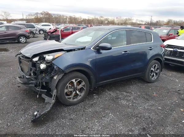 KNDPMCAC2M7892438 2021 KIA SPORTAGE - Image 2