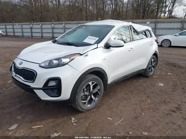 KNDPMCAC2M7901980 2021 KIA SPORTAGE - Image 2