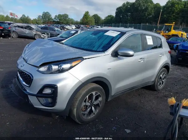 KNDPMCAC2M7903423 2021 KIA SPORTAGE - Image 2