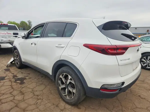 KNDPMCAC2M7914342 2021 KIA SPORTAGE - Image 2