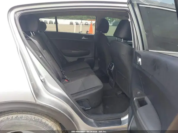 KNDPMCAC2M7919444 2021 KIA SPORTAGE - Image 8