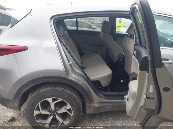 KNDPMCAC2M7920237 2021 KIA SPORTAGE - Image 8