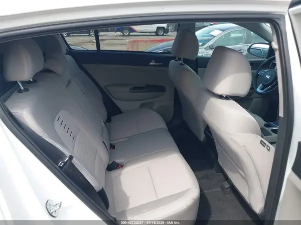 KNDPMCAC2M7928323 2021 KIA SPORTAGE - Image 8