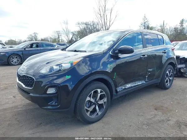 KNDPMCAC2M7931450 2021 KIA SPORTAGE - Image 2