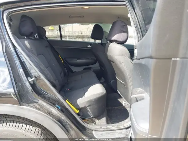 KNDPMCAC2M7931450 2021 KIA SPORTAGE - Image 8