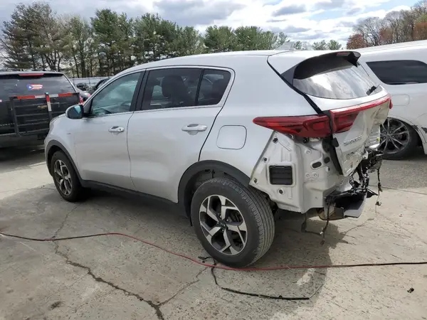 KNDPMCAC2M7933697 2021 KIA SPORTAGE - Image 2
