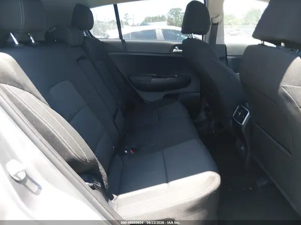KNDPMCAC2M7934056 2021 KIA SPORTAGE - Image 8