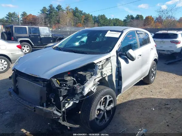 KNDPMCAC2M7937345 2021 KIA SPORTAGE - Image 2