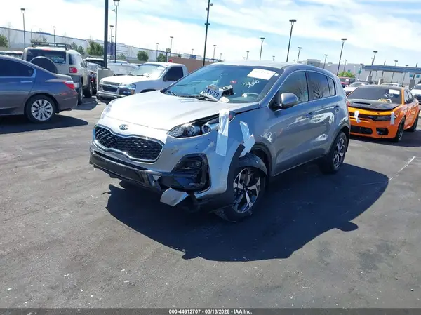KNDPMCAC2M7943131 2021 KIA SPORTAGE - Image 2