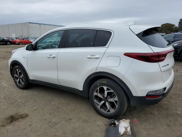 KNDPMCAC2M7943761 2021 KIA SPORTAGE - Image 2