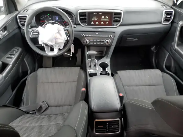 KNDPMCAC2M7943761 2021 KIA SPORTAGE - Image 8