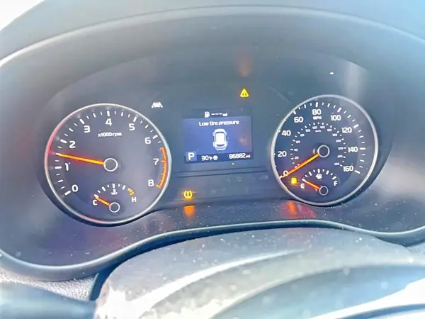 KNDPMCAC2N7001369 2022 KIA SPORTAGE - Image 8