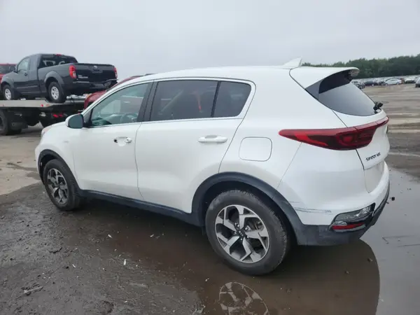 KNDPMCAC2N7002814 2022 KIA SPORTAGE - Image 2