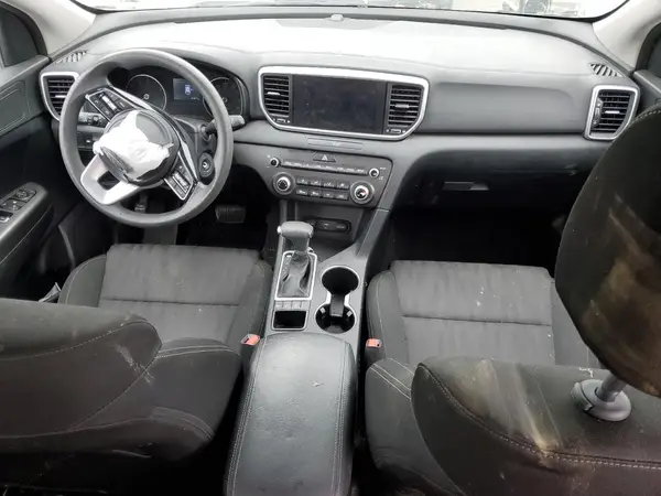 KNDPMCAC2N7015417 2022 KIA SPORTAGE - Image 8