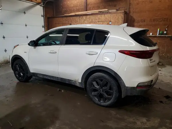 KNDPMCAC2N7024893 2022 KIA SPORTAGE - Image 2