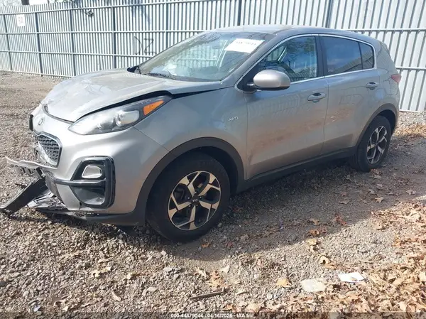 KNDPMCAC2N7969035 2022 KIA SPORTAGE - Image 2
