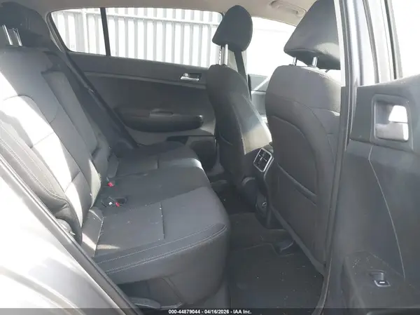 KNDPMCAC2N7969035 2022 KIA SPORTAGE - Image 8