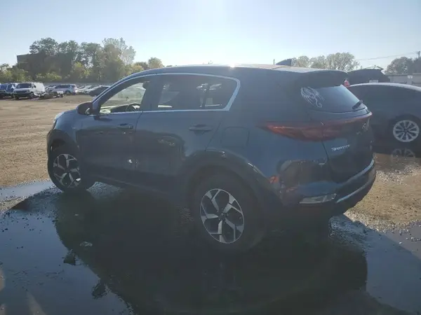 KNDPMCAC2N7970072 2022 KIA SPORTAGE - Image 2