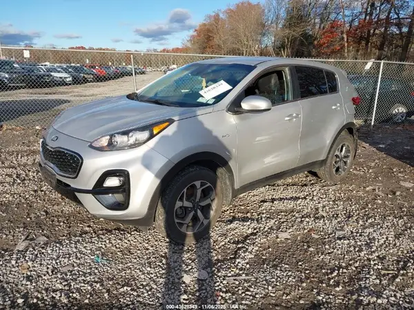 KNDPMCAC2N7975241 2022 KIA SPORTAGE - Image 2