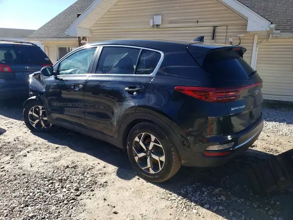 KNDPMCAC2N7981542 2022 KIA SPORTAGE - Image 2