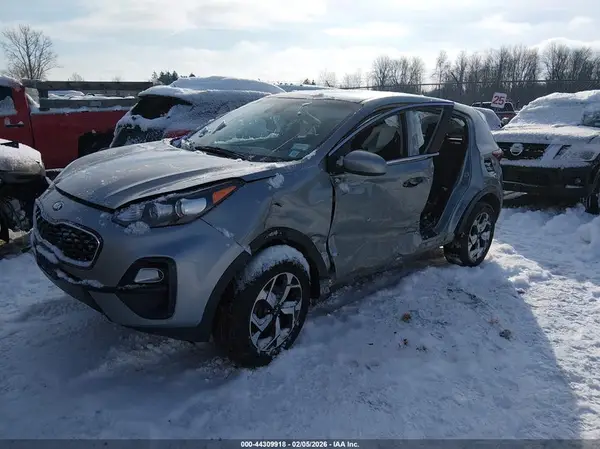 KNDPMCAC2N7983839 2022 KIA SPORTAGE - Image 2
