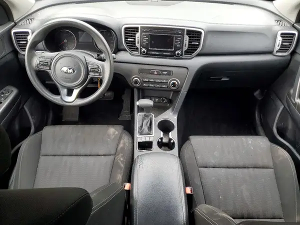 KNDPMCAC3H7033056 2017 KIA SPORTAGE - Image 8