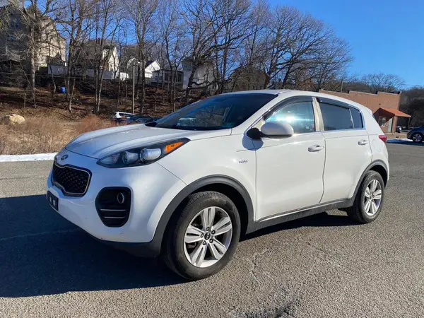 KNDPMCAC3H7034367 2017 KIA SPORTAGE - Image 2