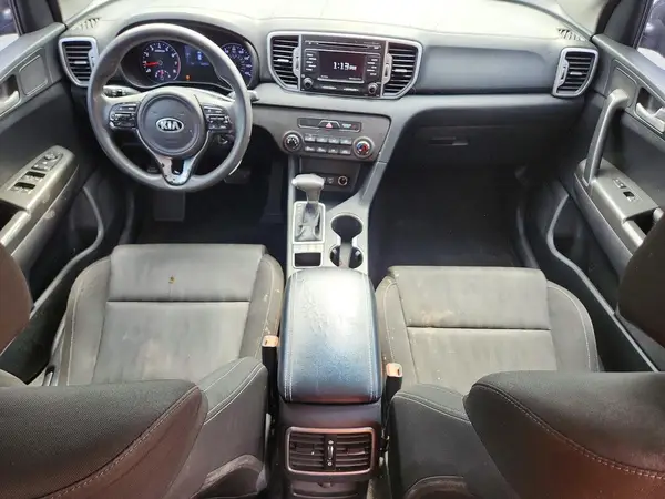 KNDPMCAC3H7043389 2017 KIA SPORTAGE - Image 8