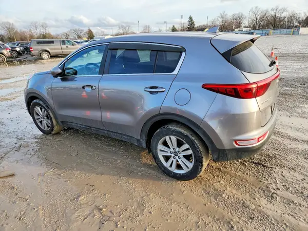 KNDPMCAC3H7065554 2017 KIA SPORTAGE - Image 2
