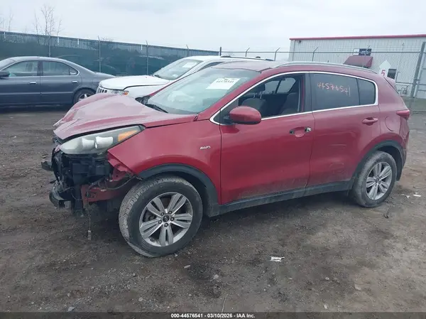 KNDPMCAC3H7102358 2017 KIA SPORTAGE - Image 2