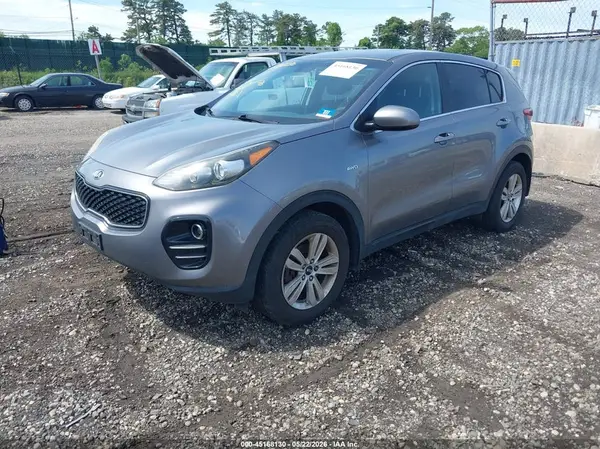 KNDPMCAC3H7114011 2017 KIA SPORTAGE - Image 2