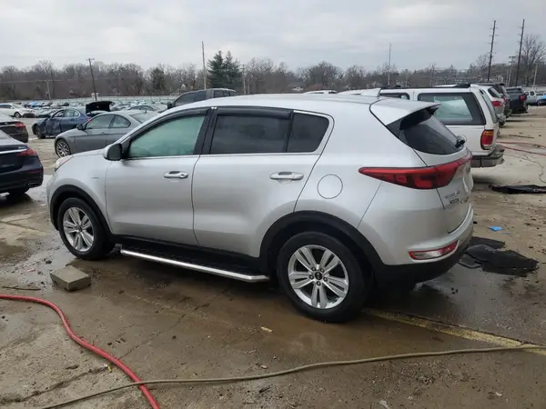 KNDPMCAC3H7116597 2017 KIA SPORTAGE - Image 2