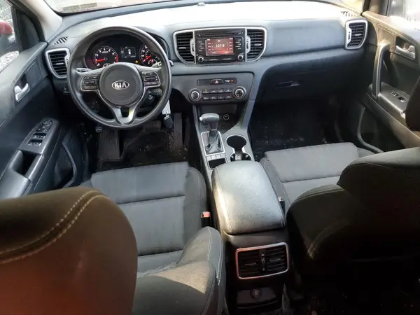 KNDPMCAC3H7141547 2017 KIA SPORTAGE - Image 8