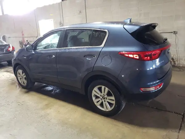 KNDPMCAC3H7166187 2017 KIA SPORTAGE - Image 2